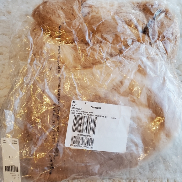 Anthropologie Renata Ombre Faux Fur Cowl Scarf - Picture 4 of 7